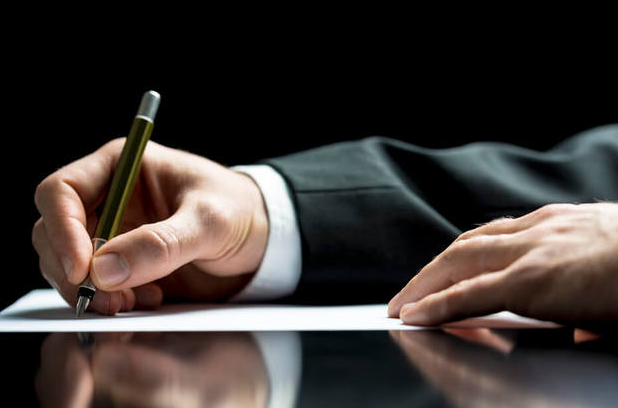 como hacer una solicitud para pedir local comercial